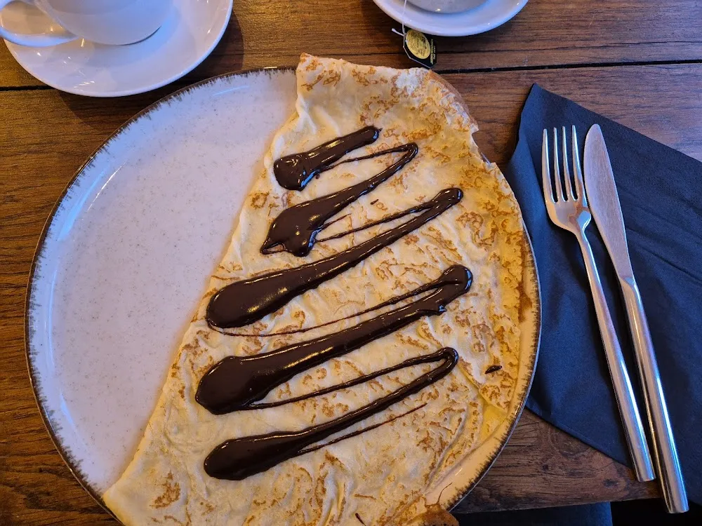 Crêpe Au Chocolat Chaud Maison